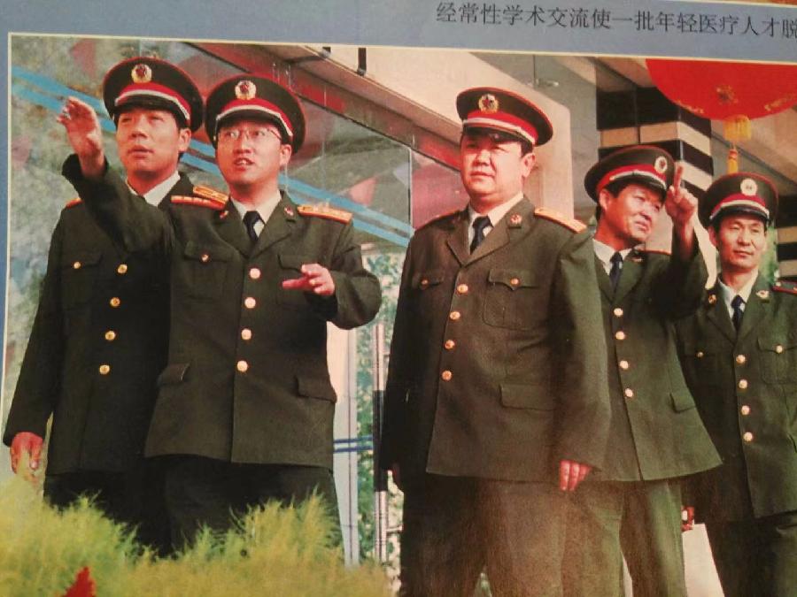 致五一劳动节:躬身杏林硕果香 作者:渝陇之子 京津沪头条(图2)
