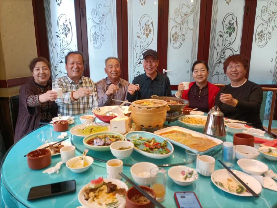 【五一专刋】张富贵：七律•“欢庆五一”劳动节有感（组诗三首）*＿西安头条•都市头条发布！（图36）