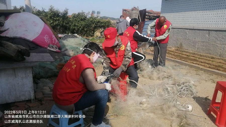 帮困解民难 献爱暖民心(图4)