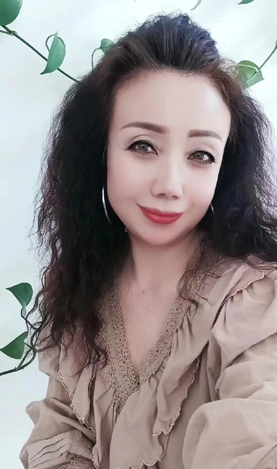 清荷老师倾情演绎伊人老师的作品：梦回故乡｜海外头条（图8）