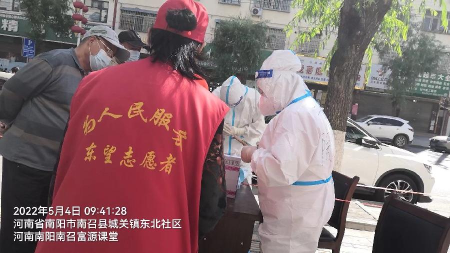 全员核酸 志愿者全力协助(图5)