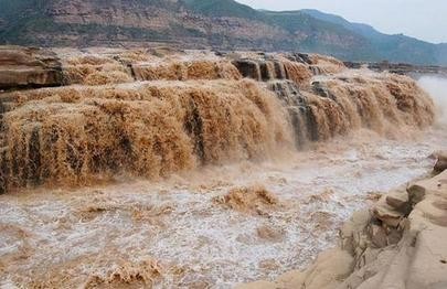 黄河落日 作者/李瑛 诵读/贾春燕(图3)