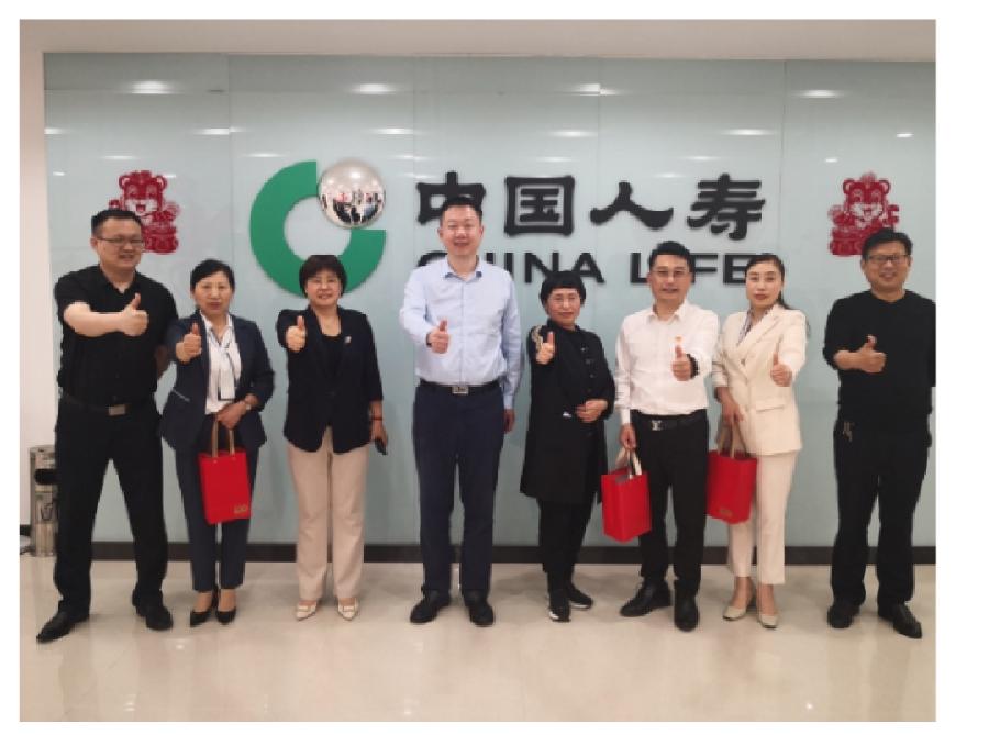 菏泽国寿领导：指导到基层激励到现场