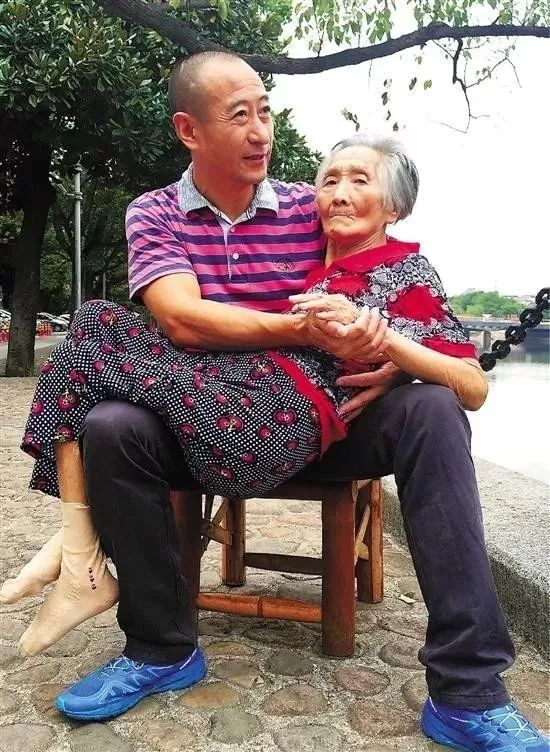 【母情節專題】:《母親的土地》門婆亞君（安徽界首）（图3）