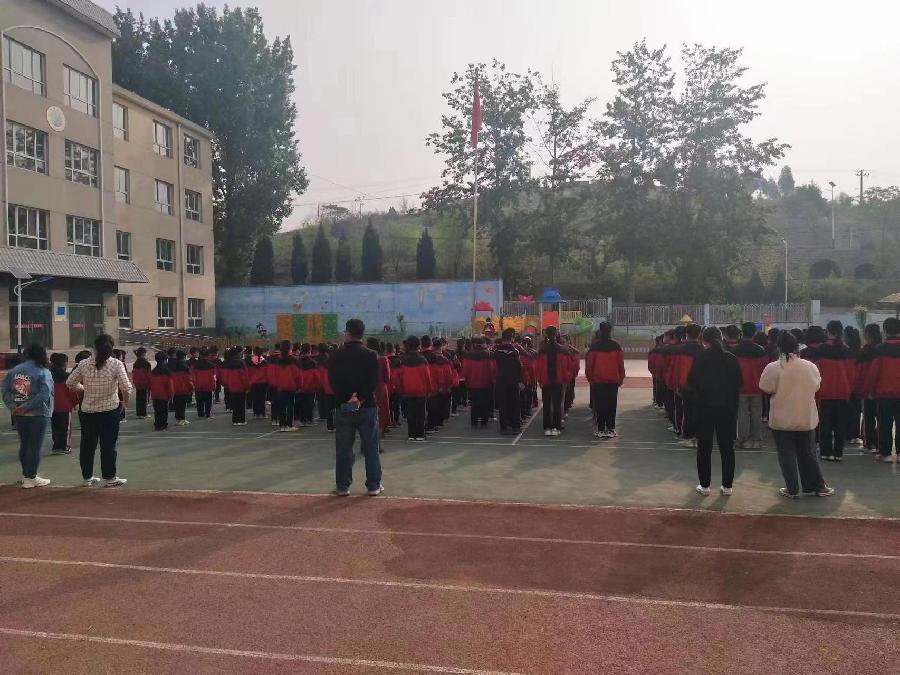 山村校园一瞥――观于家小学体操赛有感||文图/梁玉科（图3）