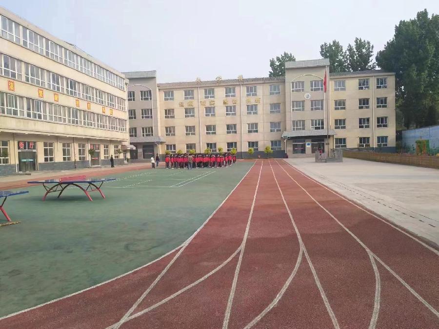 山村校园一瞥――观于家小学体操赛有感||文图/梁玉科