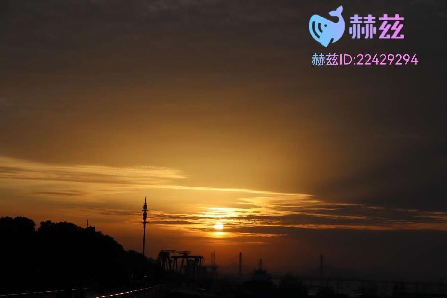 *黑夜的到来*(外二首)作者:暮野(陕西)【冰心文化传媒】(图5)