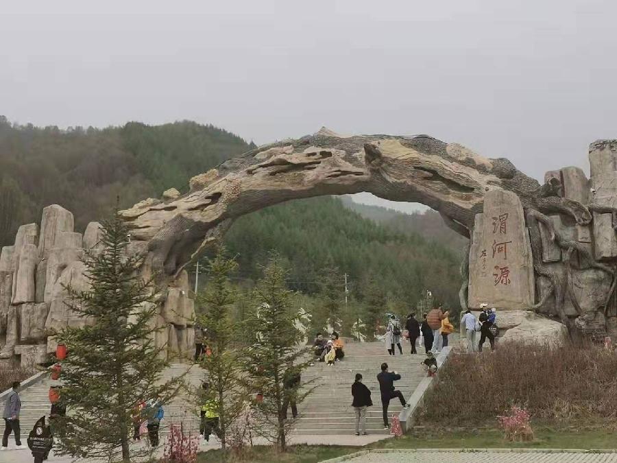 七律 四首 *燕月心旅* 作者 杨胜文（甘肃）【冰心文化传媒】（图5）
