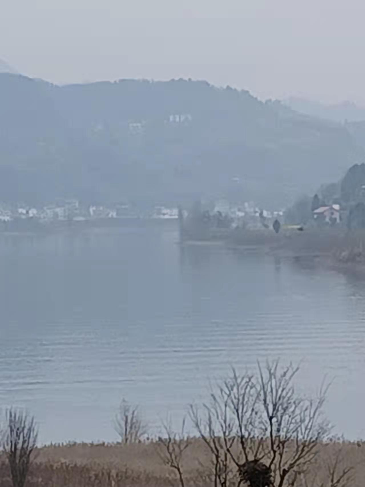 150409442.jpg 150409442.jpg