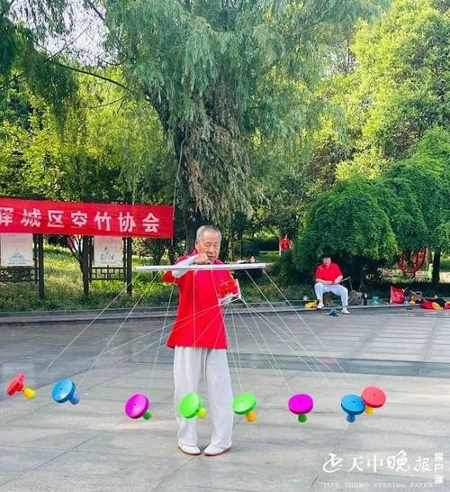 【经典推荐】杨武军//抖空竹（图8）