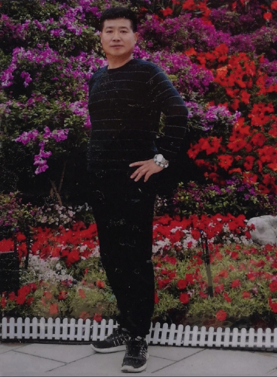 《中国爱情诗刊》 【中国爱 情诗人档案】(第4519期)北京诗人:清风拂柳的诗(图2)