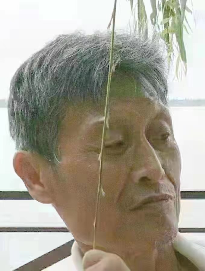 警察颂歌：贺宝璇·李文亚作词｜熊瑞林作曲｜黄峥演唱｜海外头条（图4）