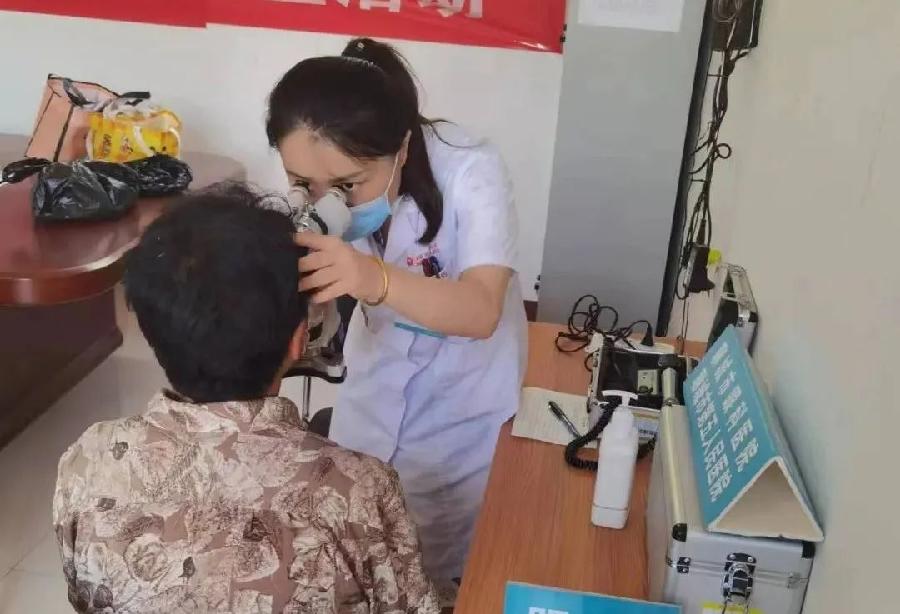 聊城市眼科医院医疗专家团队:送医下乡暖民心 服务家乡显真情（图6）