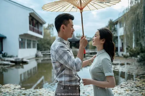 朗诵诗:邂逅 作者/小蛇 主播/寒冰 请欣赏(图3)
