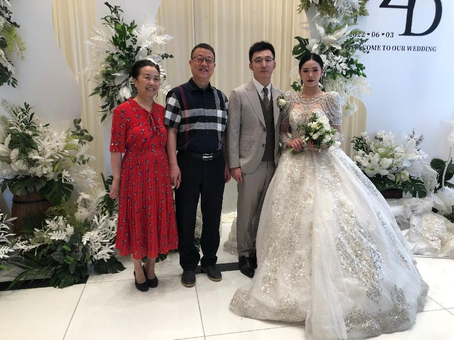 贺姨侄曾俊杰新婚