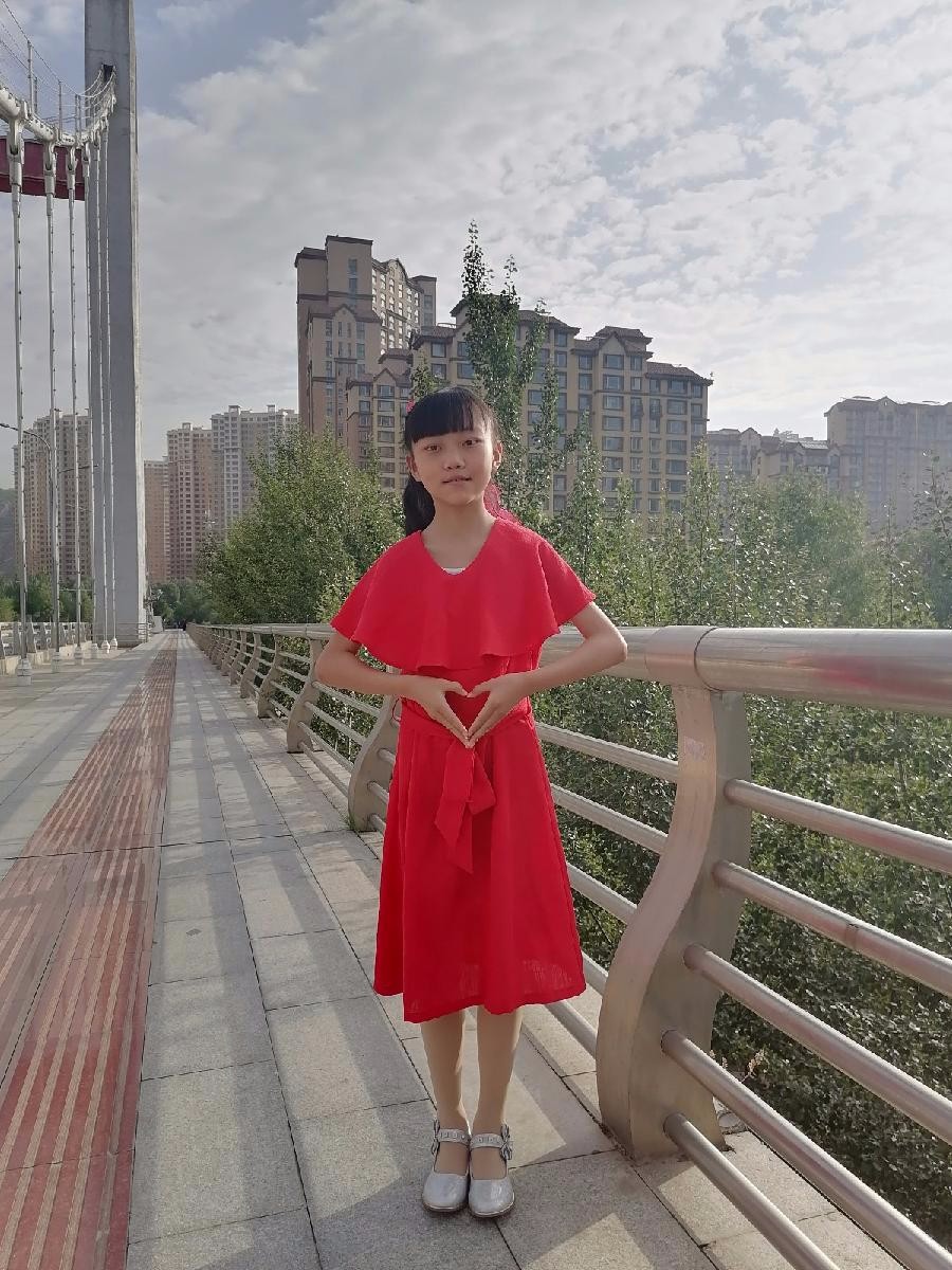 端午情深深 文/智子（青海）（11岁）京津沪头条（图2）
