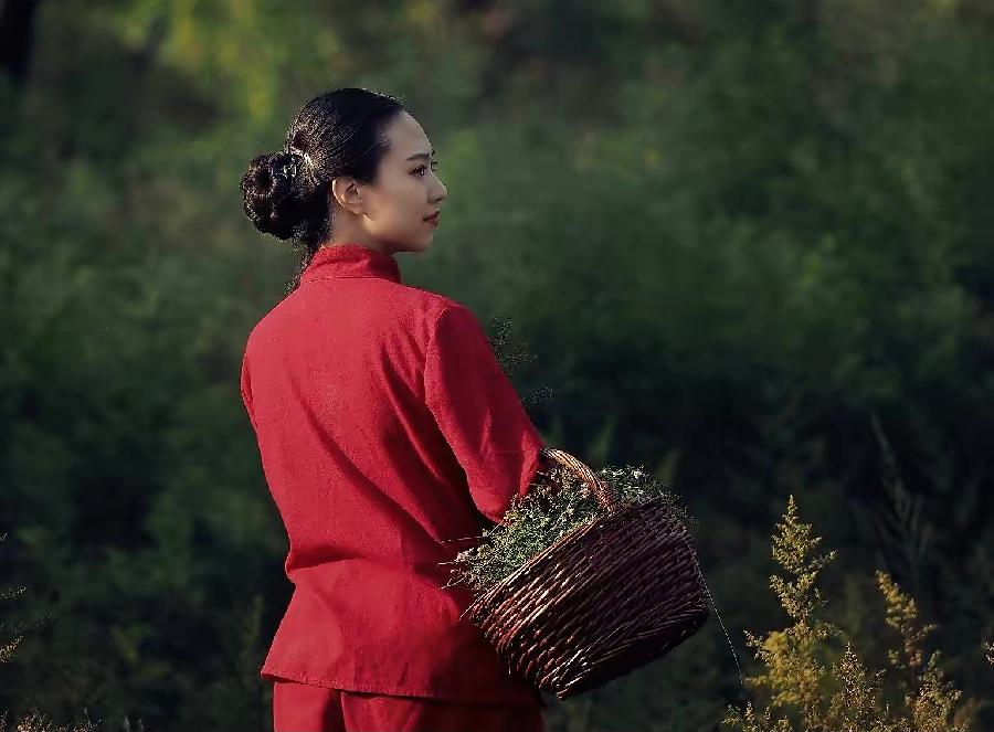 【新诗大观】花婶美得像朵花||文/沈五群(图5)