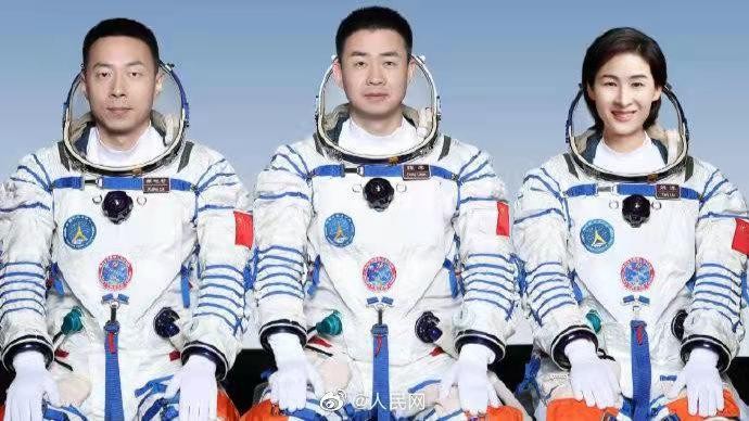 *武陵春-神舟14号潇洒对接空间站* 文/冯志清(上海)【冰心文化传媒】(图5)