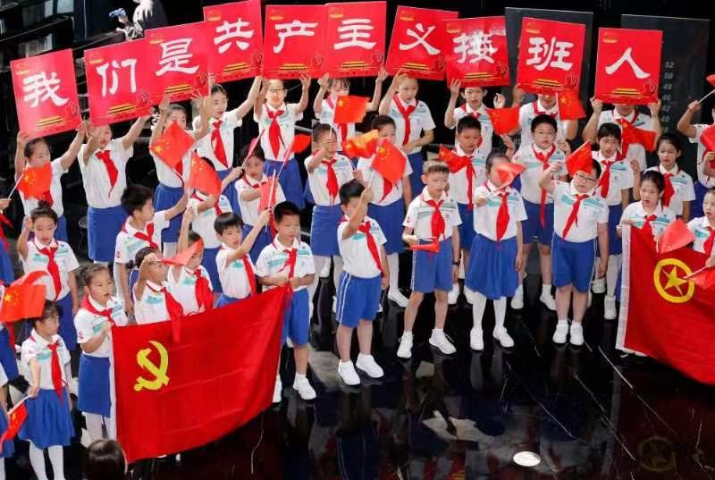 《童年的味道》作者：文盅 诵读：实者 编辑：宋梅【中国长江文学社】有 声文学平台第3818期（图3）