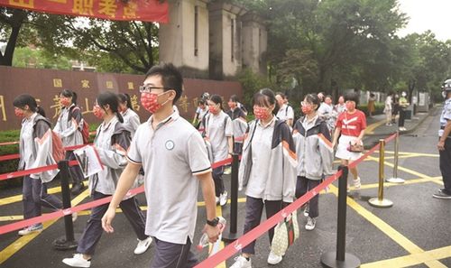 【北美翰苑分享社格律诗词精品鉴赏】第三十五期（周刊）（图41）