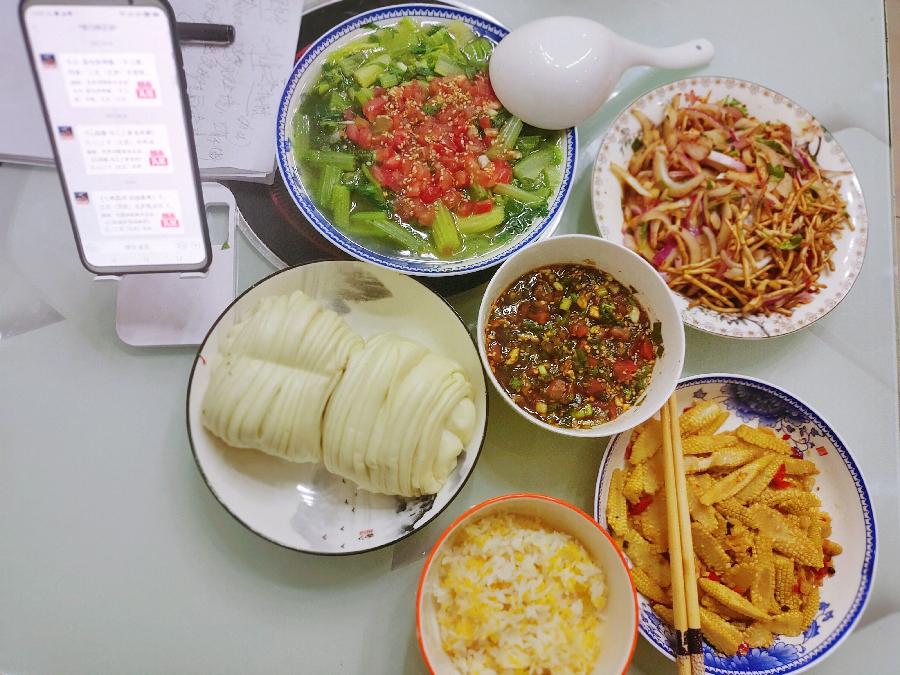 生活如此美好：卞荔莎和江花浅谈美食｜海外头条（图6）