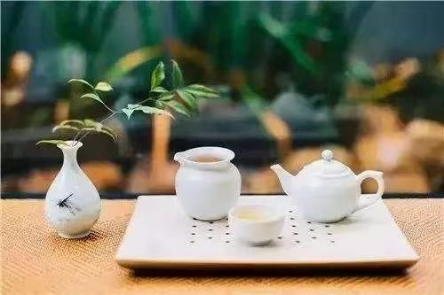 【梅园之音】听聽琴朗诵《左手茶香是烟火,右手书香是清欢》作者:梅若花开(图7)