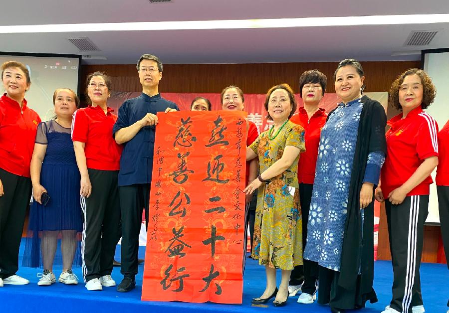 【有声诗刊专辑】《南乡子.端午龙舟赛》‖ 作者：涂卫国| 主播：宏红【第71期】审核：宏红（图8）