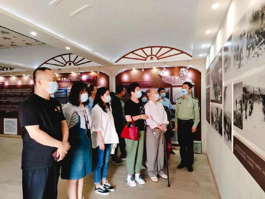 陕西中医大学第一附属医院门诊党支部赴延川县开展主题当日活动(图5)