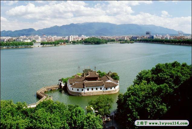 【北美翰苑分享社格律诗词精品鉴赏】第三十六期(周刊)(图24)