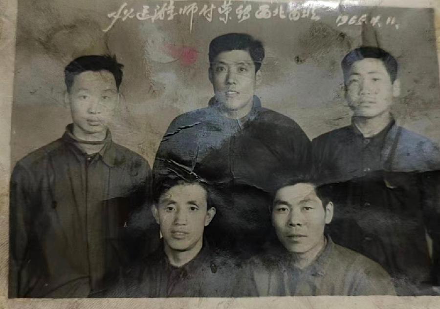 《“老谭”我的爸爸》作者: 有梦就有远方 主播:有梦就有远方 编辑:宋梅【中国长江文学社】(图5)