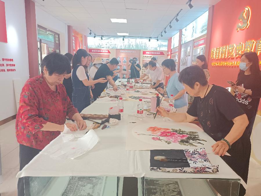 【文旅聊城】聊城市书画研究会红色文化学习实践基地揭幕仪式在东昌府区侯营镇举行（图7）