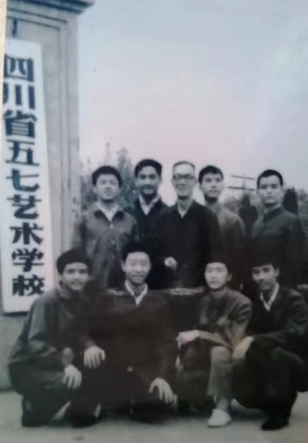 185204110.jpg 鏅忓剴浼?04.jpg