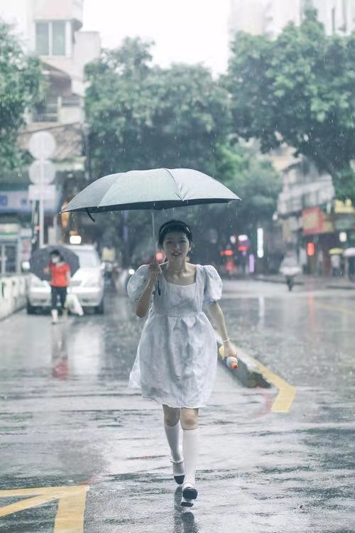 古风《雨中行》文/田苑（图2）