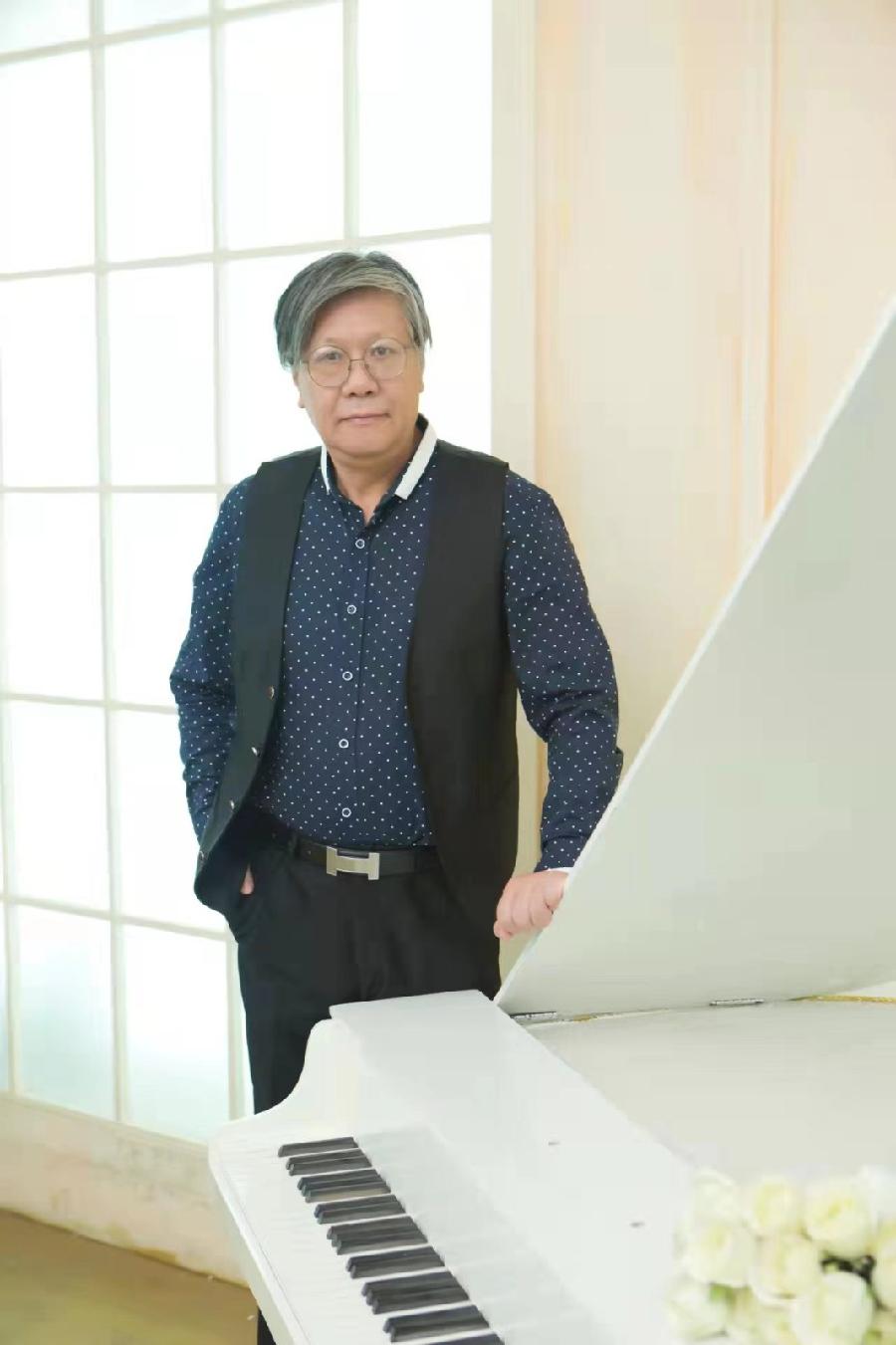 《中国爱情诗刊》 【中国爱 情诗人档案】(第4579期)山东诗人:巩武威的诗(图2)