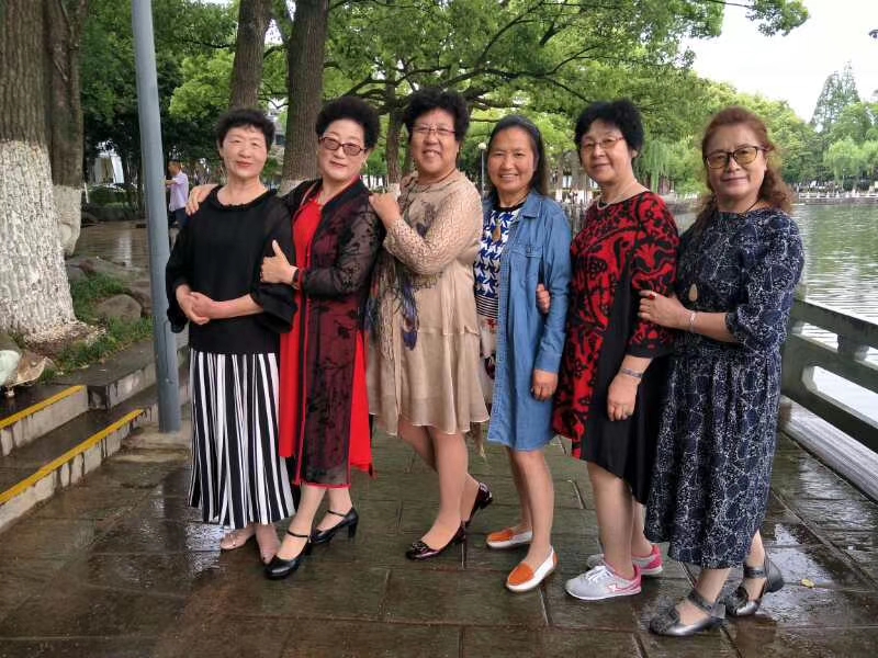 艳青:(1)战友五十载相聚游江南（图10）