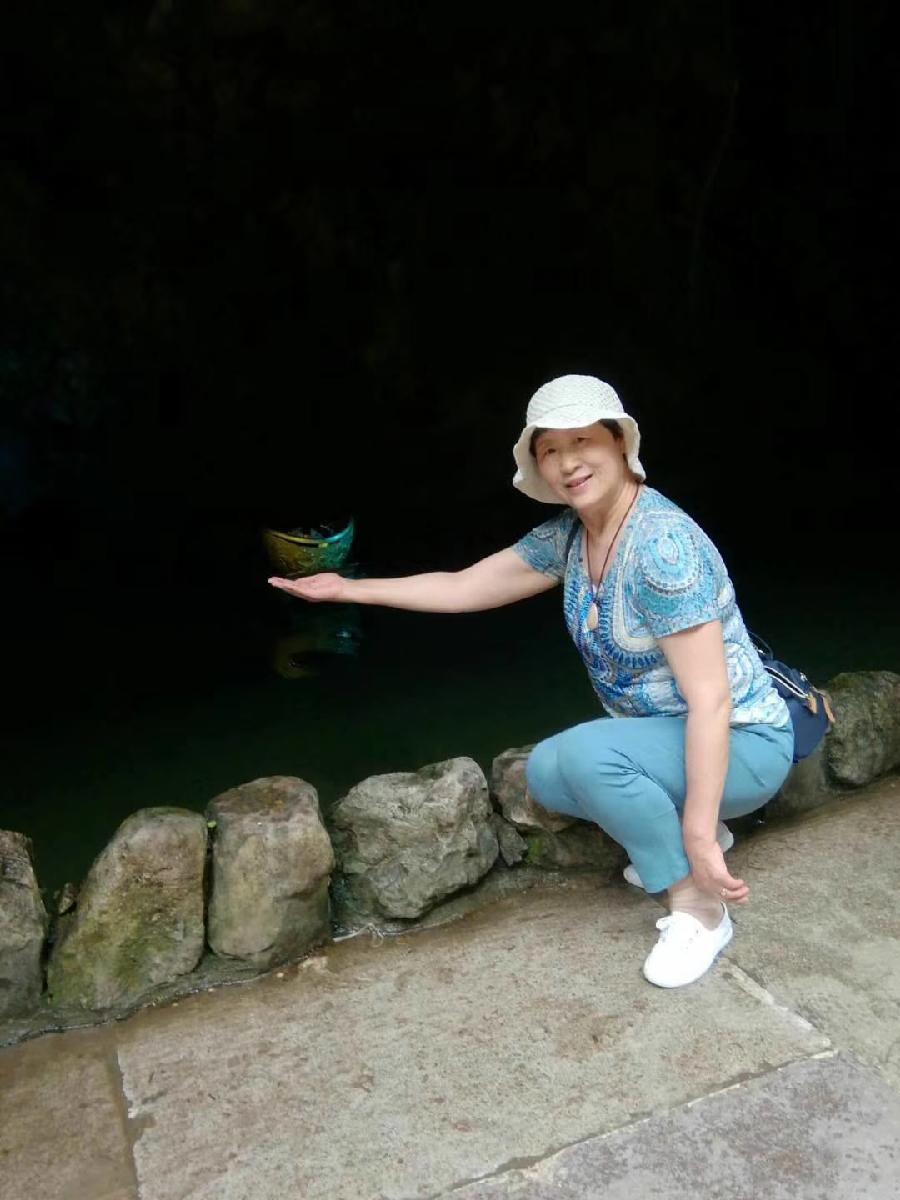 艳青:(1)战友五十载相聚游江南（图13）