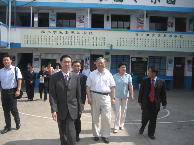 全国人大副委员长的盛赞(2)(图5)