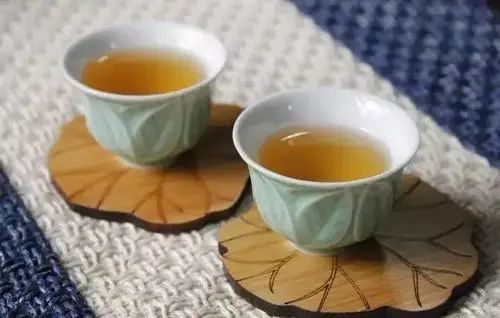茶倒七分满，留下三分是人情，（看后终于恍然大悟!）普洱茶界（图2）