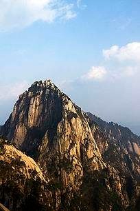 【诗题红叶•宏红诗社】《父爱如山》‖作者: 王全新‖主播: 王全新‖审核:宏红(第3期)(图2)