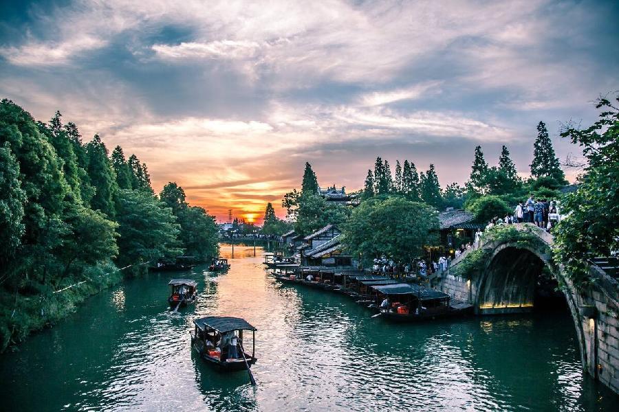 【潇湘文学社】潇湘风荷联社《总372期》(对句练习)(图5)