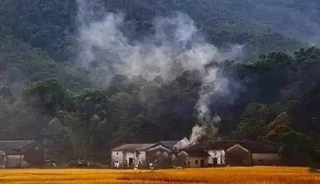 【新诗大观】黄昏||文/花惜柔||诵/李保红(图4)