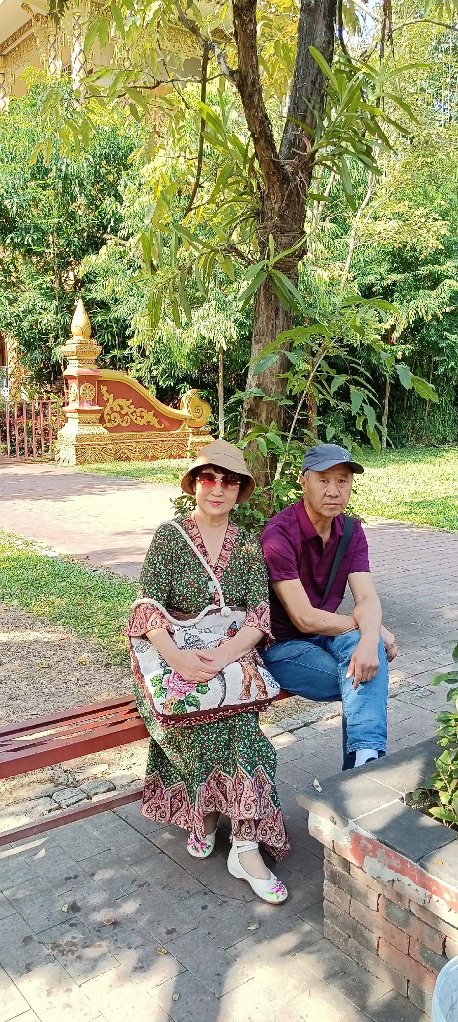 艳青:(3)情系西双版纳（图57）