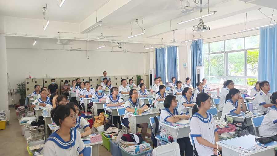 省州市地震、教体部门联合到州一中开展“地震科普 携手同行”主题活动(图5)