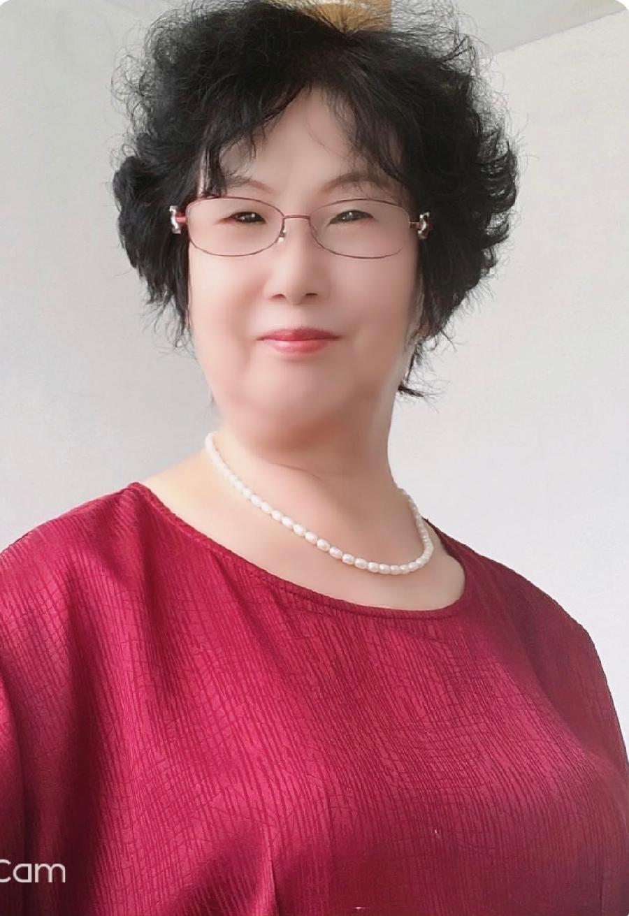 【原创】鹊桥情思诗组 作者/中国最美作家,头条红榜诗人曾云香女士(图16)