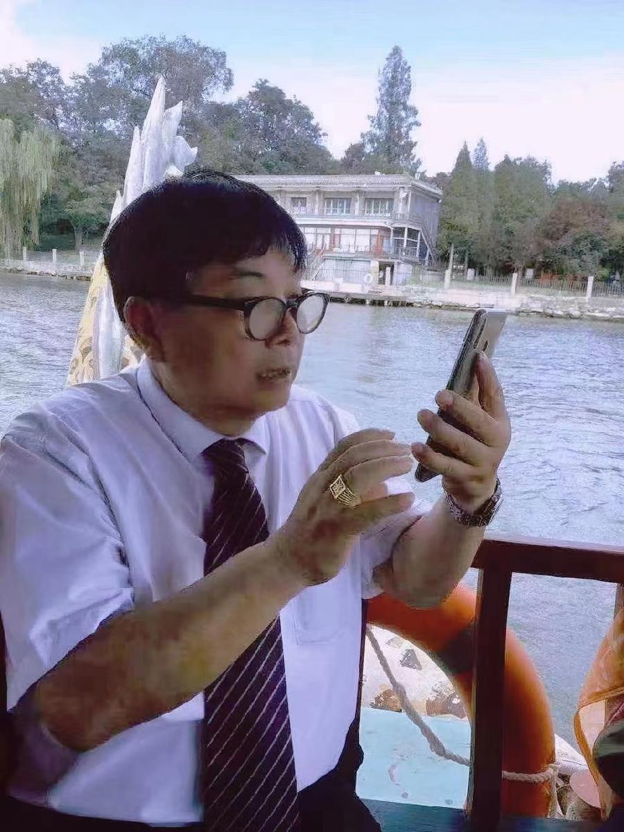 【老丫文苑】《生命中的那些人》作者//王佐臣(上海)