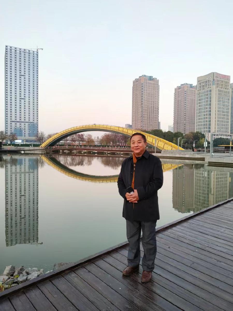 巴黎文学苏沪浙分社第一期微刊《热烈祝贺巴黎文学苏沪浙分社成立》（图136）