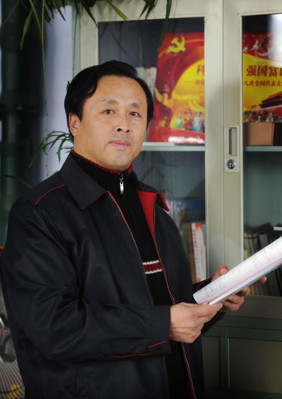 联机全球发布谷国宏作词黄耀文作曲别丹演唱的精品歌曲《孝心来不及等待》（图4）
