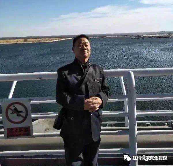 红梅诗歌文化传媒|| 把墨光抹在夕阳天边——乔兴振书法专辑||作者：品味人生 书法：乔兴振（图82）