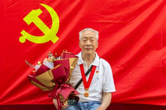 【新山东文学社】《砖之精神》作者/乔新华 主播/清风（图3）