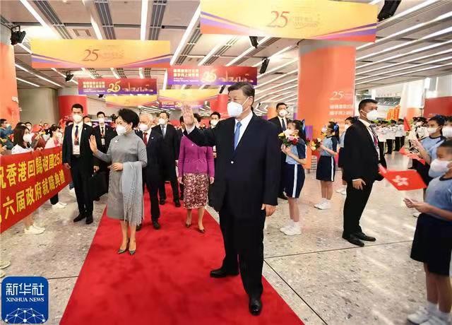 彩鸾归令-香港回归廿五周年庆 文/冯志清〔上海〕【冰心文化传媒】(图3)